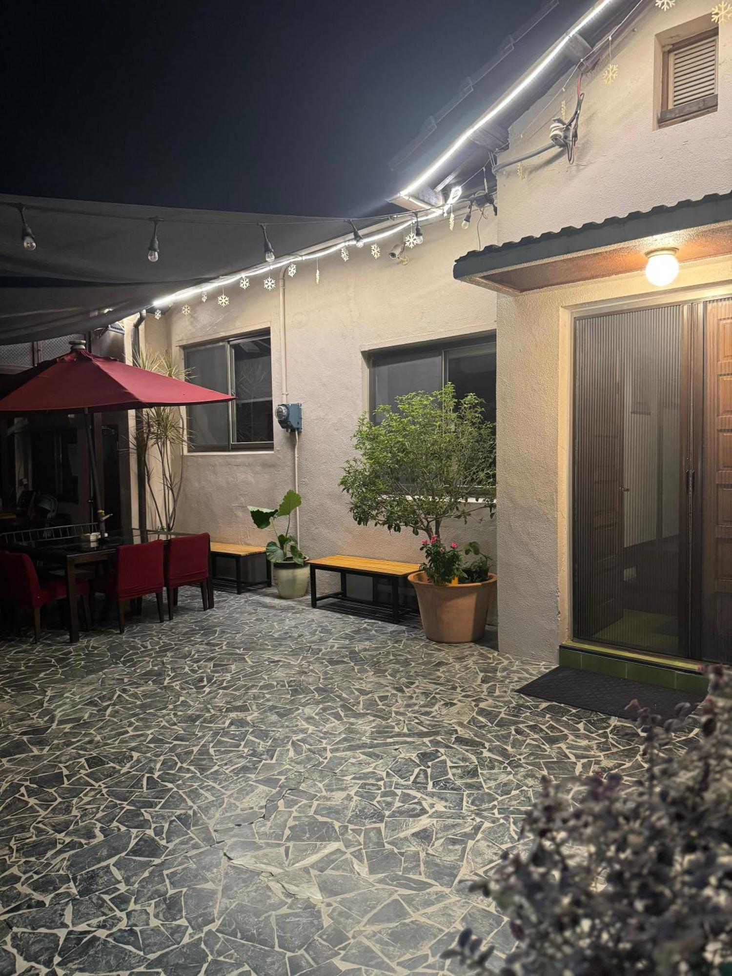 Apartament Naval Bureaucracy Kaohsiung Zewnętrze zdjęcie