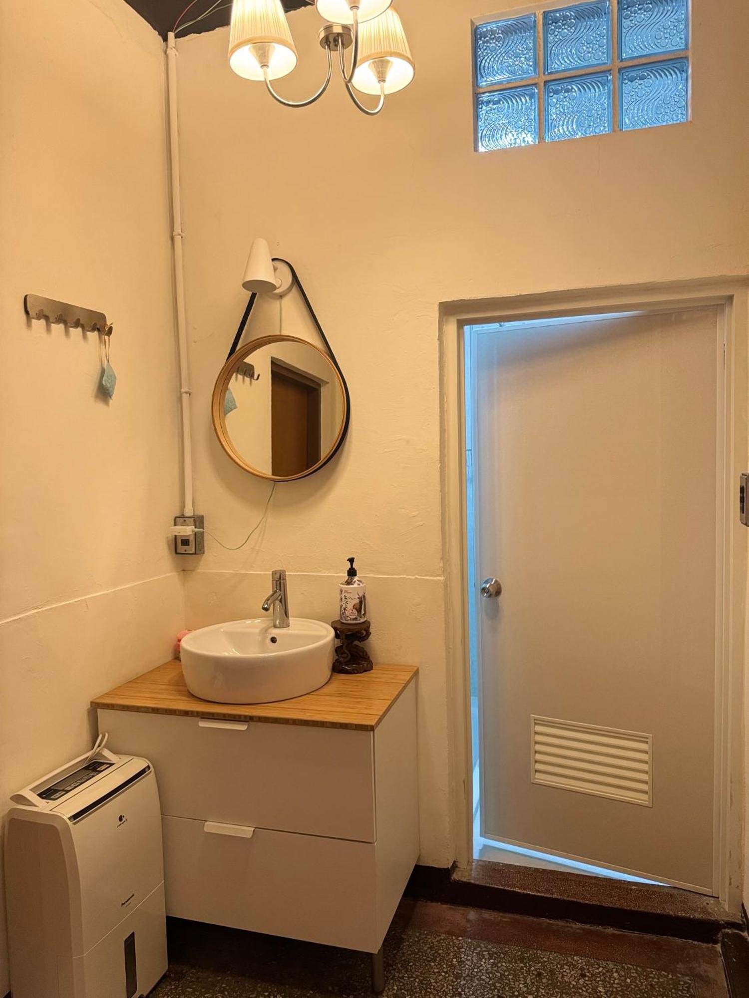 Apartament Naval Bureaucracy Kaohsiung Zewnętrze zdjęcie