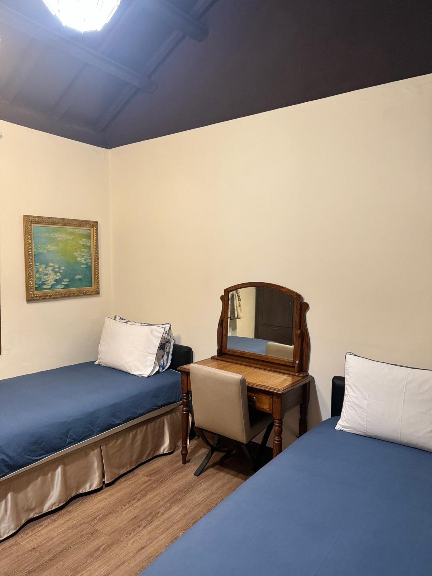 Apartament Naval Bureaucracy Kaohsiung Zewnętrze zdjęcie