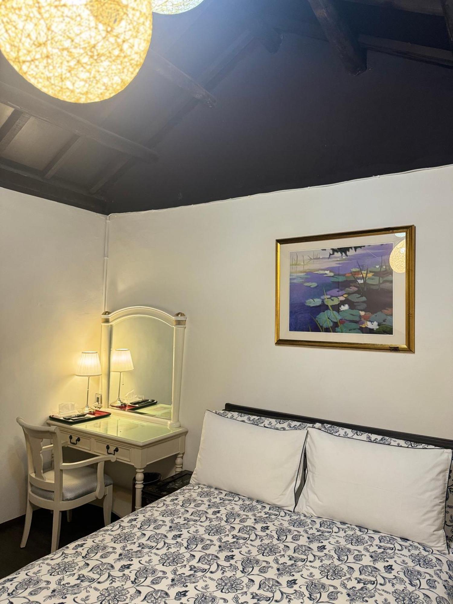 Apartament Naval Bureaucracy Kaohsiung Zewnętrze zdjęcie