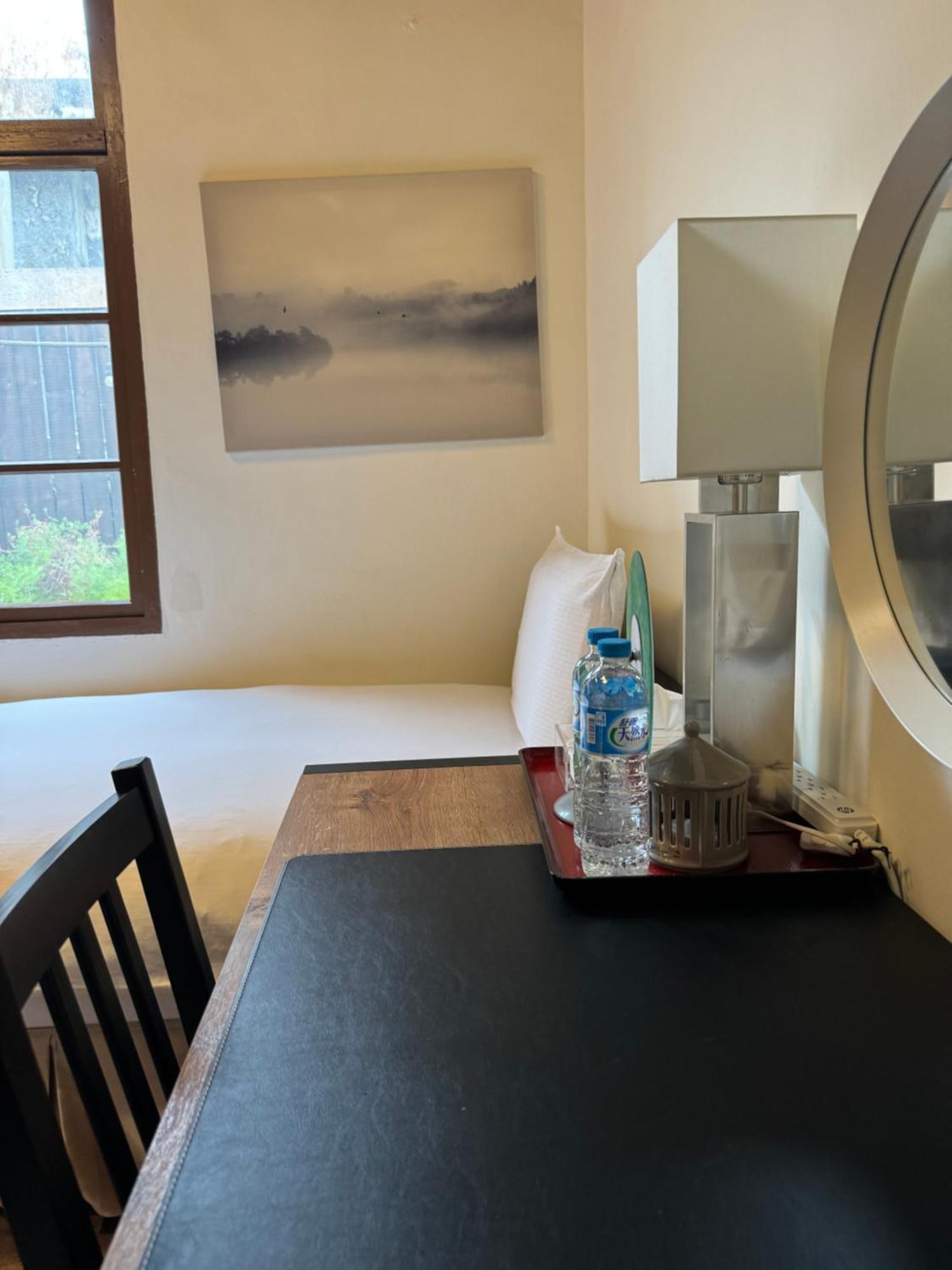 Apartament Naval Bureaucracy Kaohsiung Zewnętrze zdjęcie